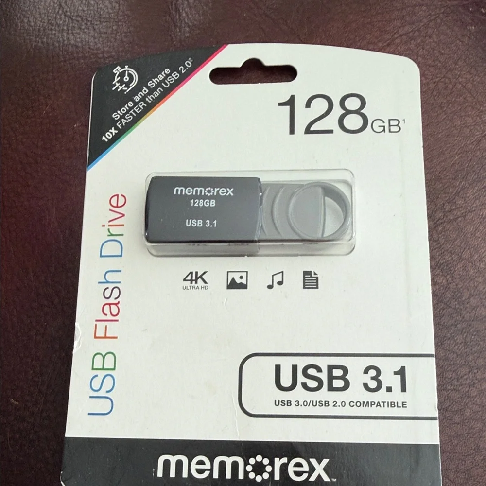 Memorex 128GB USB 3.1 Flash Drive - Black
